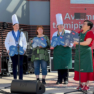 Karelia à la carte yrityksille jaettiin European Region of Gastronomy Saimaa -tunnustukset kesän avauksessa