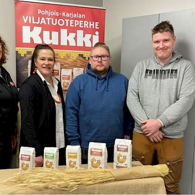 Pohjois-Karjalan viljatuoteperhe Kukki kauppojen valikoimiin